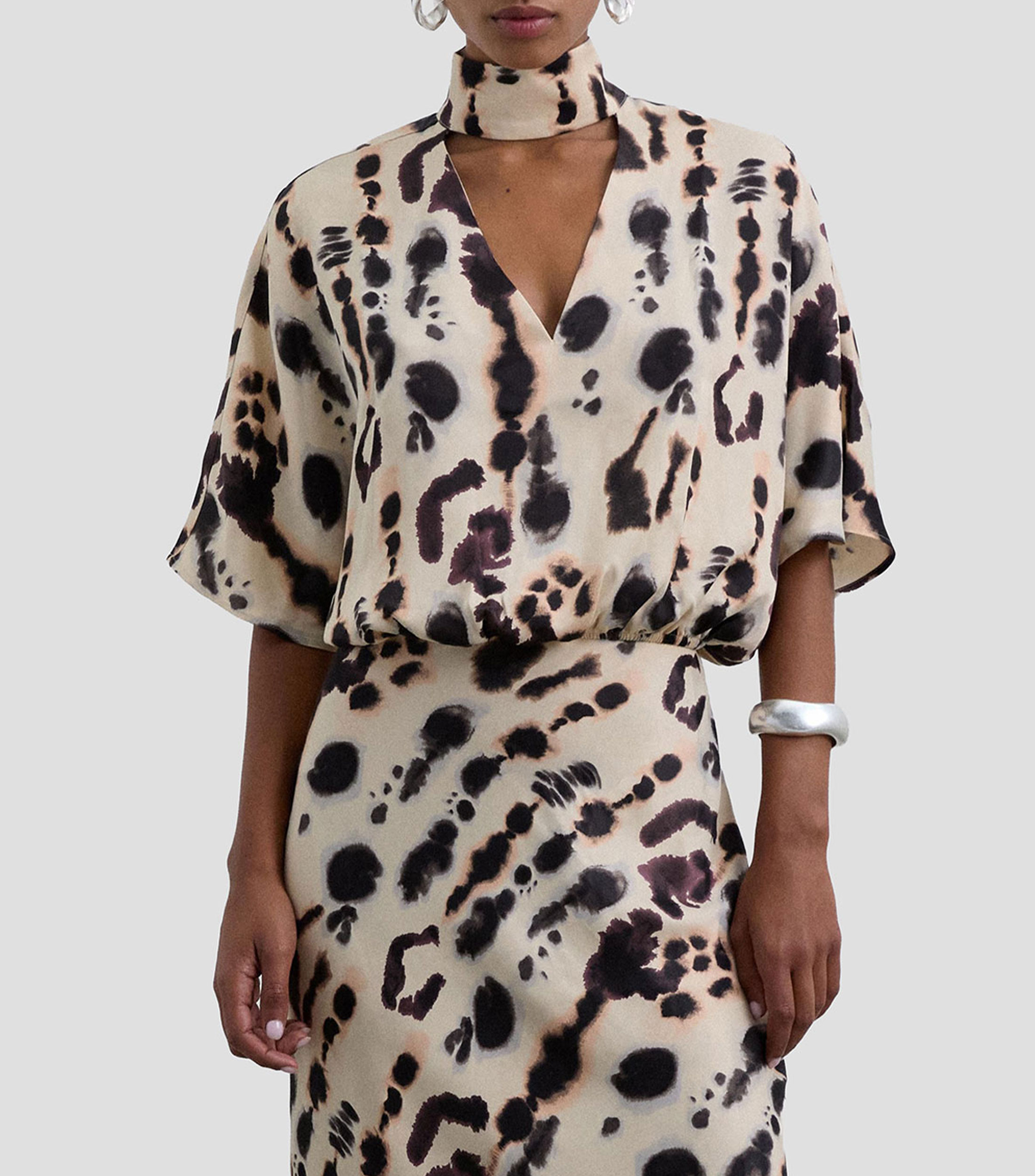 Blusa con estampado manga 3/4 Mujer